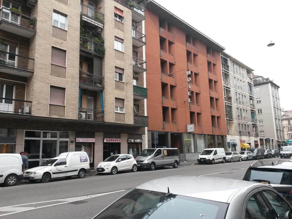 Hotel 38 - Milan — Foto 1